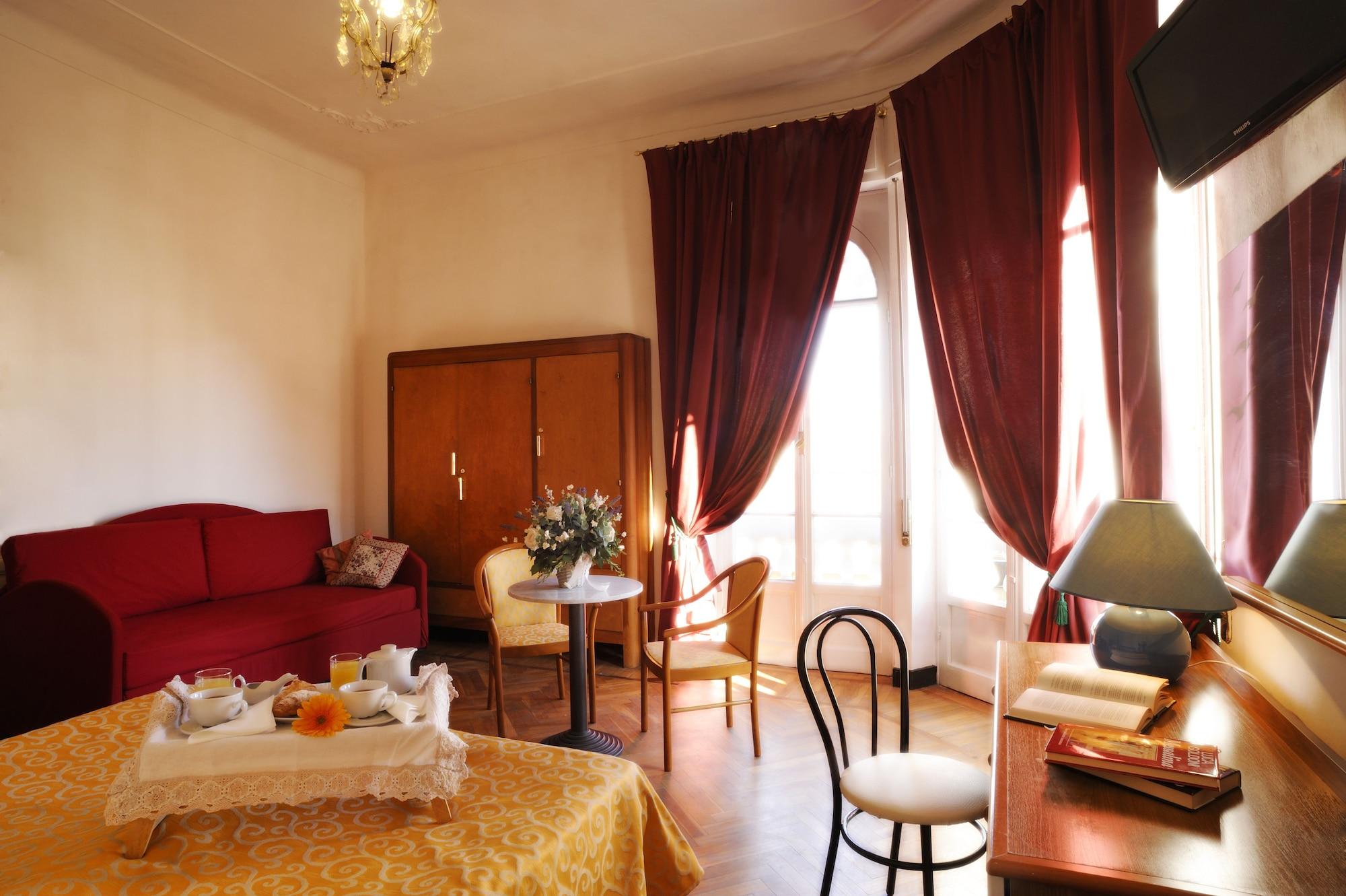 Hotel Alfieri Alassio Ngoại thất bức ảnh
