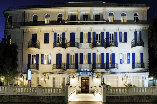 Hotel Alfieri Alassio Ngoại thất bức ảnh