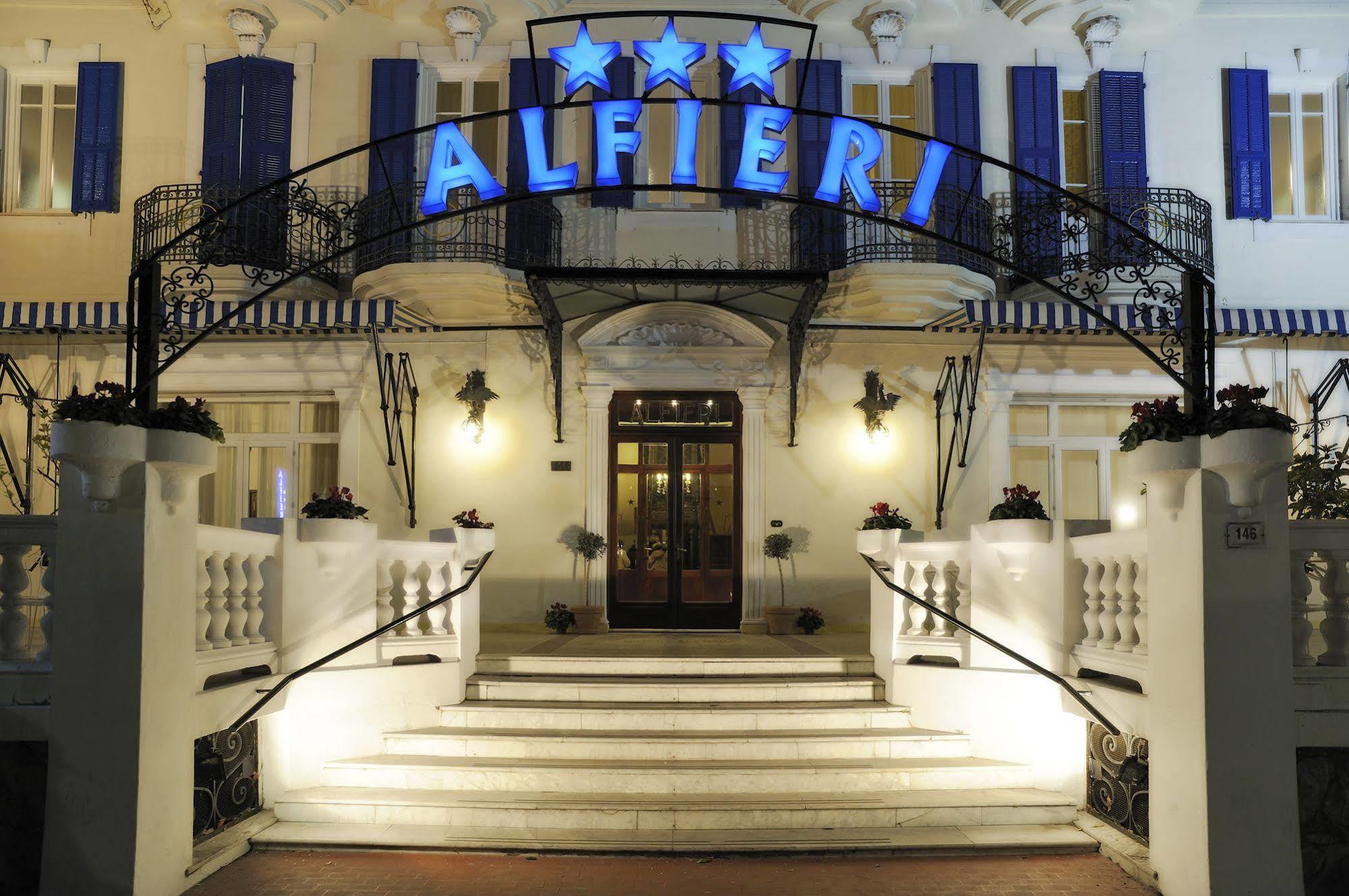 Hotel Alfieri Alassio Ngoại thất bức ảnh